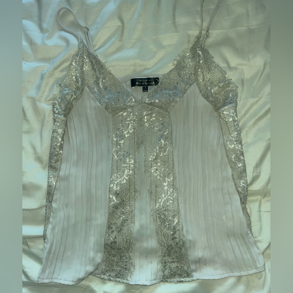 Lace tank size small